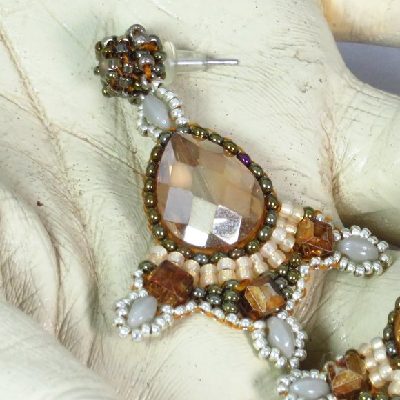 Amber crystal and glass earrings - Picture 3 of 4